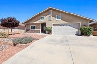 Building Photo - Prestine 4 bedroom home near the Golf Course