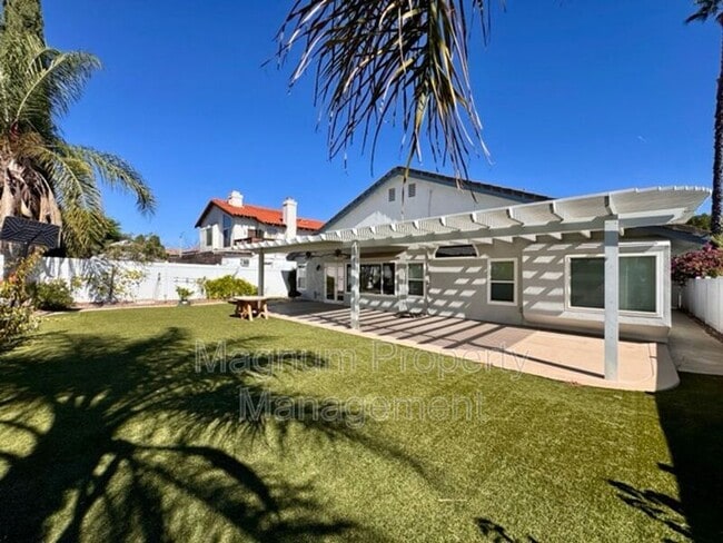 Building Photo - 25483 Blackthorne Dr