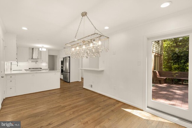 Building Photo - 1318 Round Oak Ct