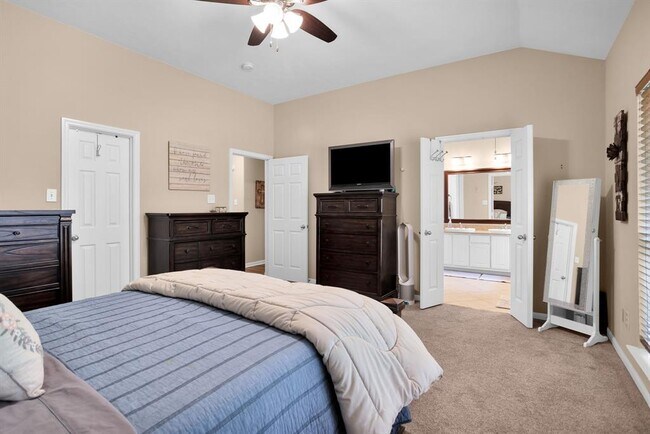Building Photo - 7 Cypress Bayou Ct