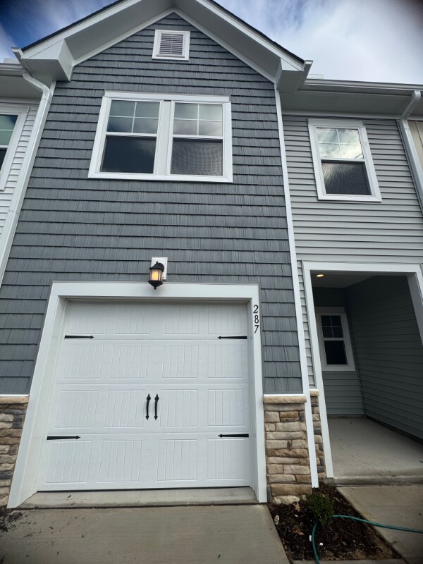 Building Photo - 287 Peebles Dr
