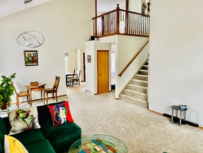 Building Photo - 2130 Silkwood Dr