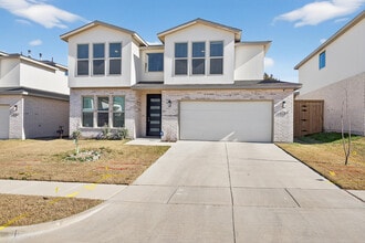 Building Photo - 3768 Wenatche Dr