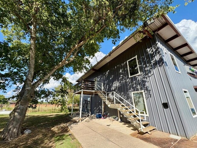 Building Photo - 5213 Tucker Hill Ln