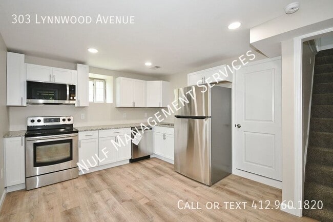 Building Photo - 303 Lynnwood Ave