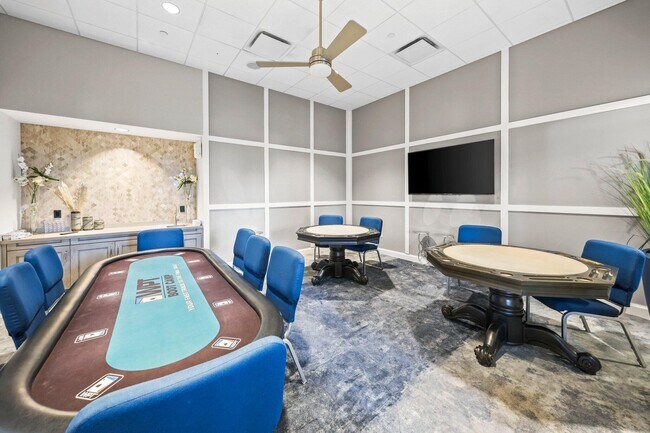 Building Photo - 9368 Cantal Cir E