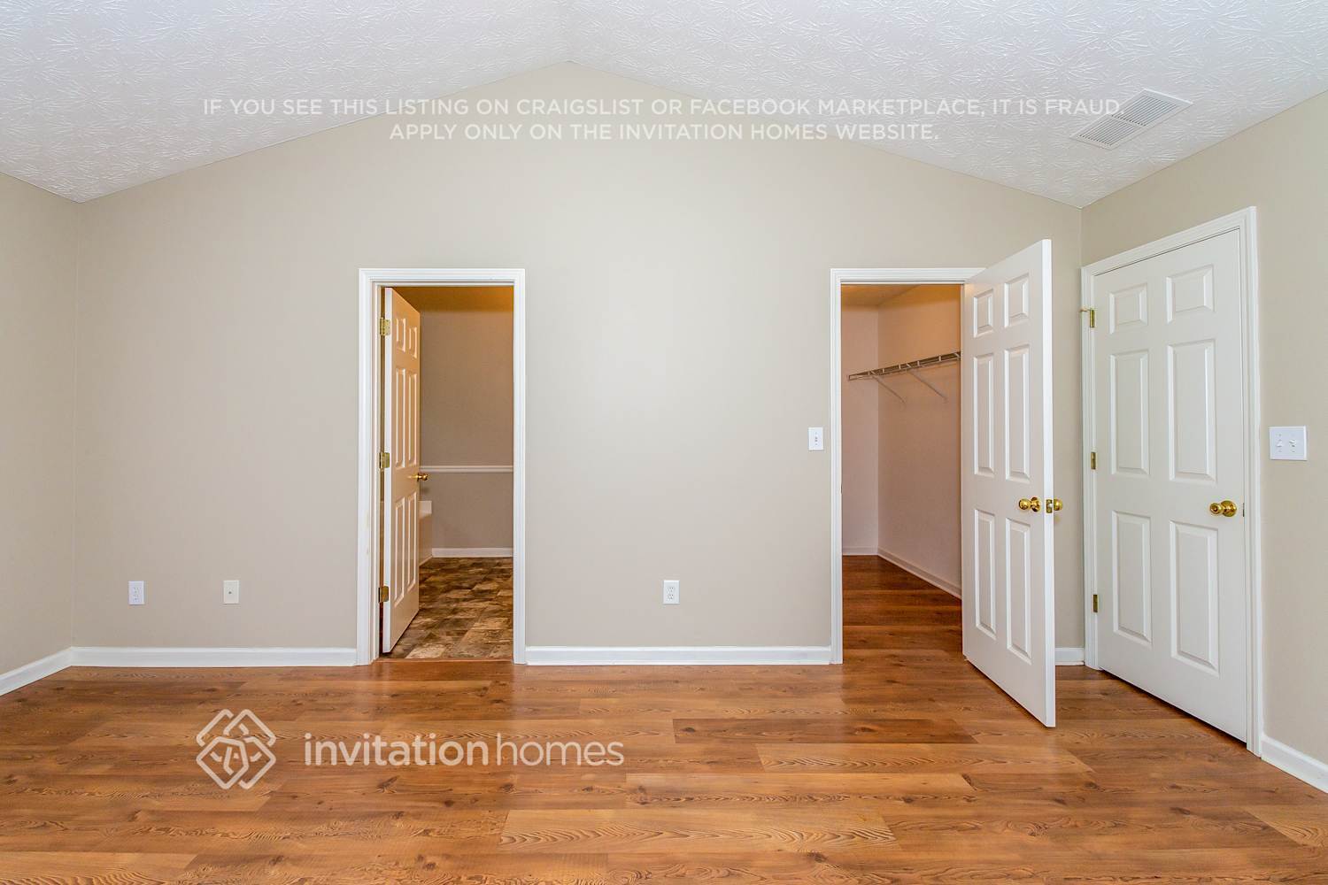 Building Photo - 155 Crooked Creek Dr