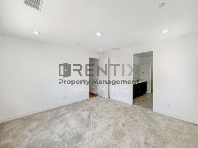 Building Photo - 19206 Blackthorn Dr