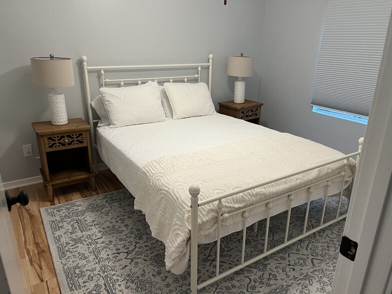 Building Photo - 7910 Timbercreek Ln