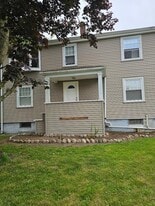 Building Photo - 192 Bayside Ave