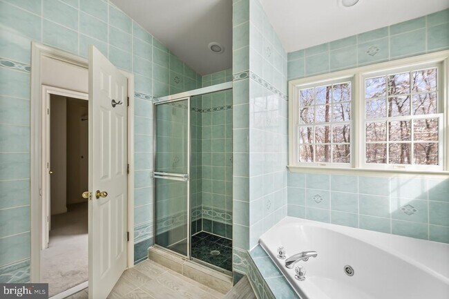 Building Photo - 8330 Westchester Dr