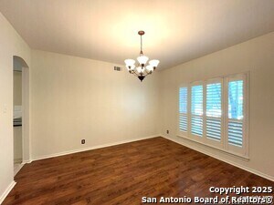 Building Photo - 1603 Doe Park