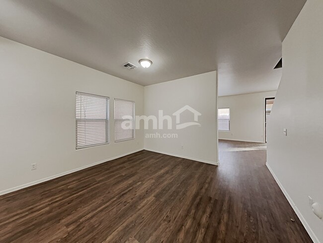 Building Photo - 6335 W Branham Ln
