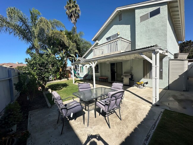 Building Photo - Jeffries Ranch Oceanside Home