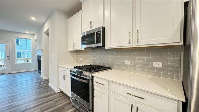 Building Photo - 2278 Whistler Wy NE
