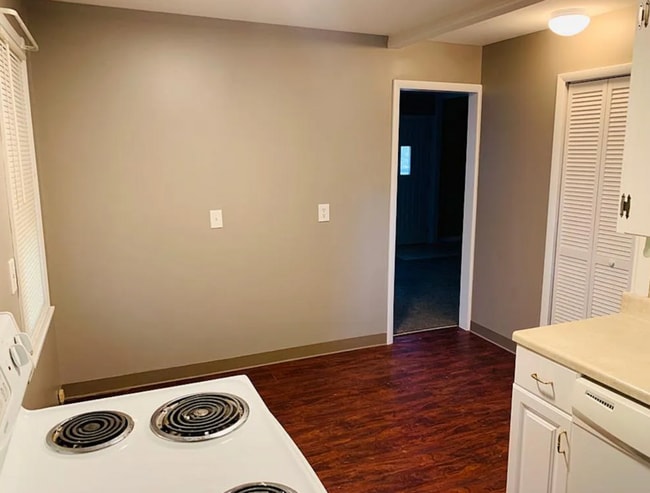 Building Photo - 23292 Williams Ave