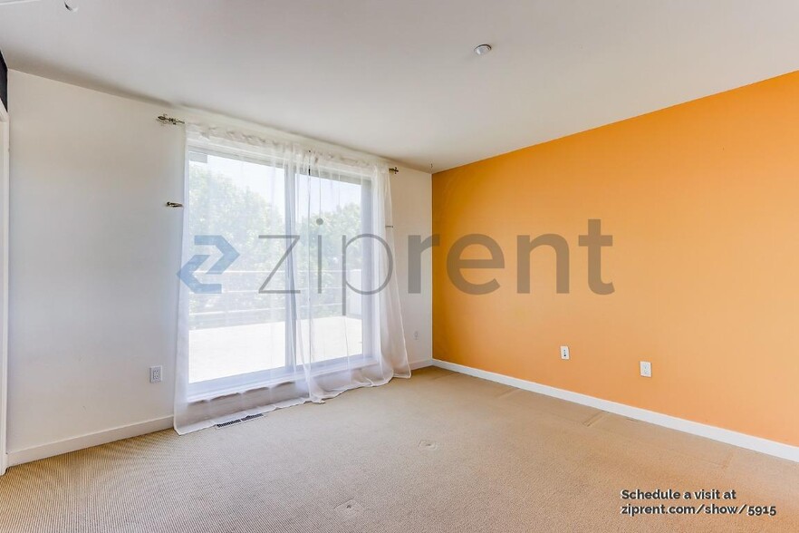 Building Photo - 403 Liquid Sugar Dr