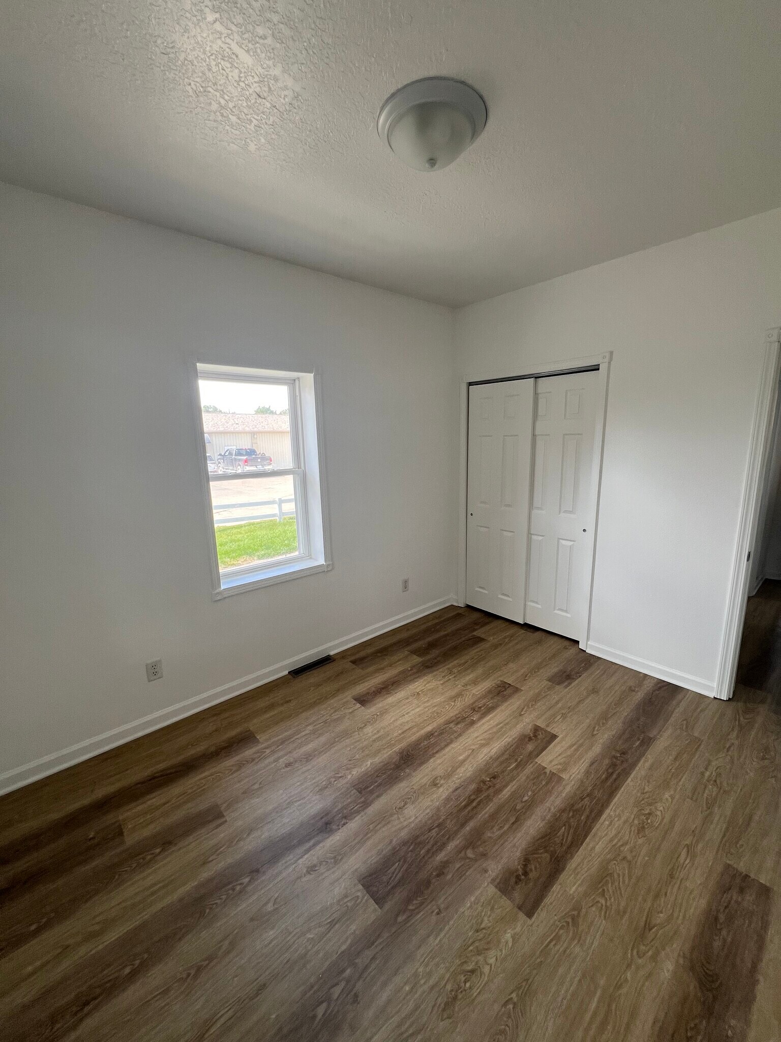 Building Photo - 509 W Pleasant St