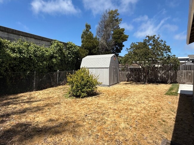 Building Photo - Richmond 2-Bedroom Single Family Home w/ 1...