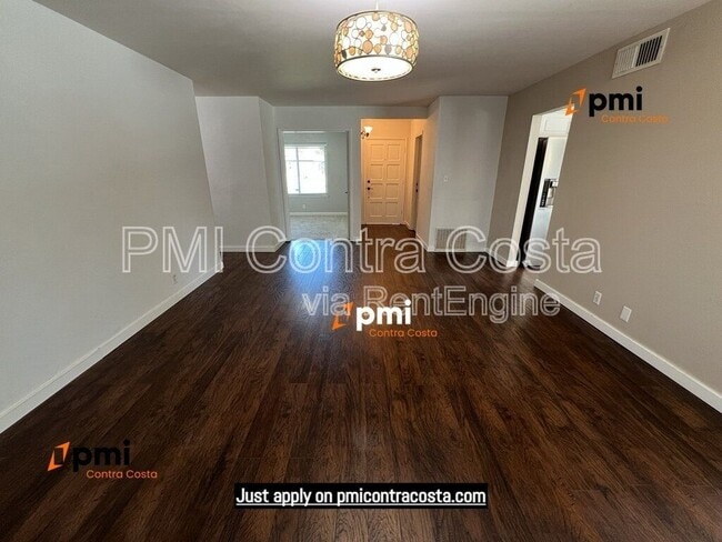 Building Photo - 2690 Waltrip Ln