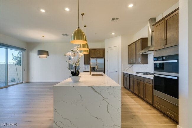 Building Photo - 568 Clover Bar Ln