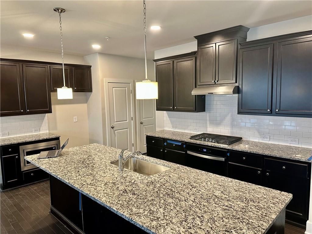 Building Photo - 1225 Waldon Xing