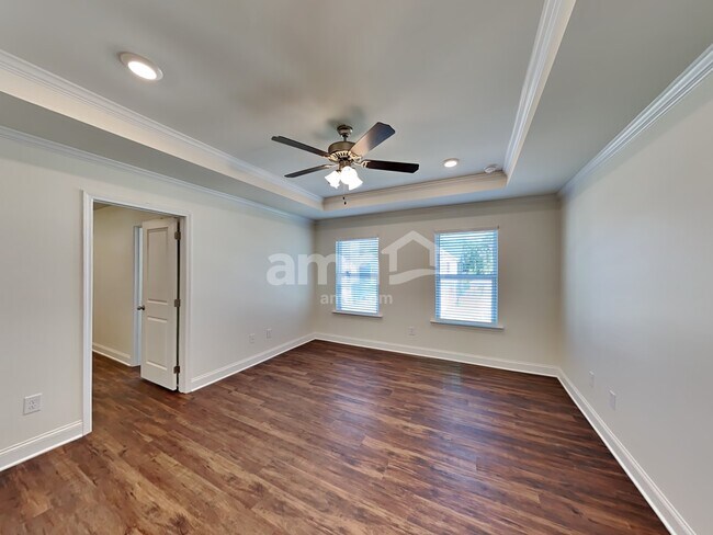 Building Photo - 866 Headland Wy