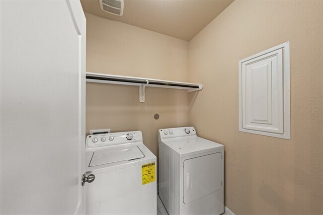 Building Photo - 14811 Ashley Creek Ct