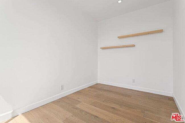 Building Photo - 1525 Hayworth Ave
