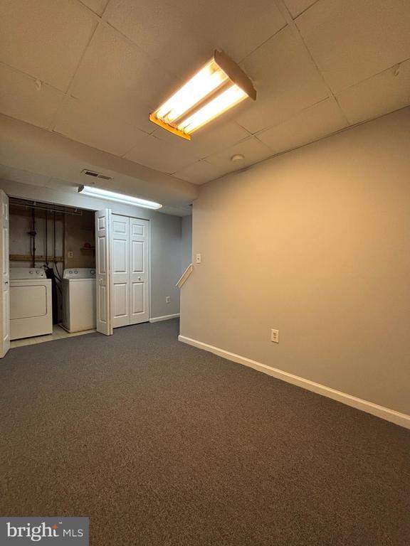 Building Photo - 3631 Laurel View Ct