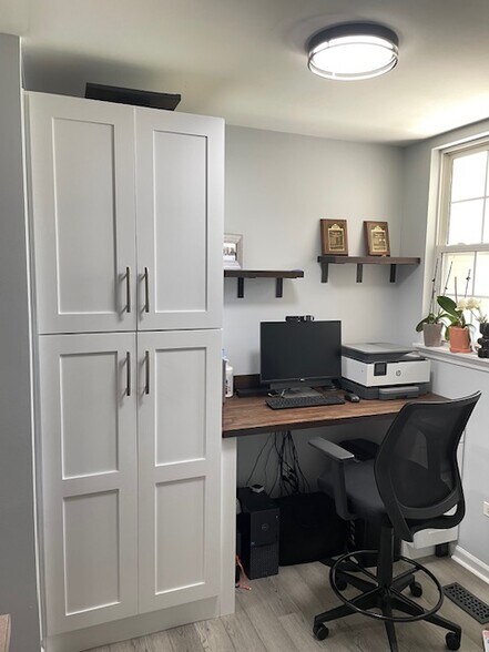 Kitchen Pantry and Office Nook - 2908 White Thorn Cir