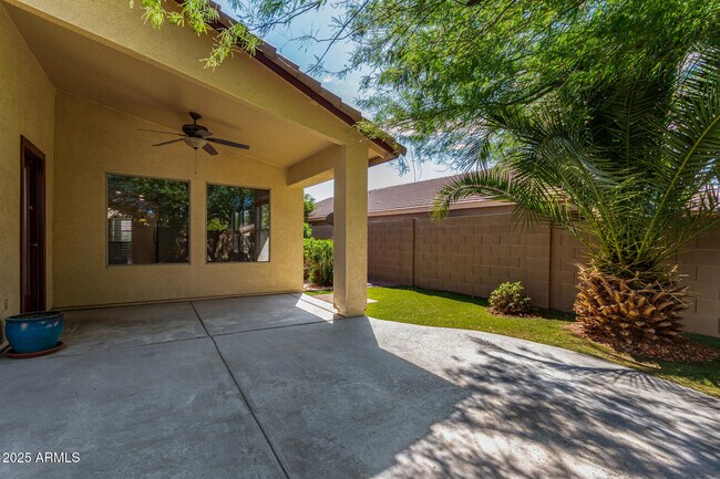 Building Photo - 12712 S 175th Dr
