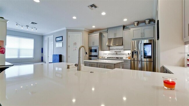 Building Photo - 5738 Hydrangea Cir