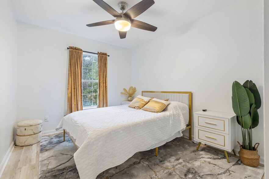 Building Photo - 1335 Nylic St