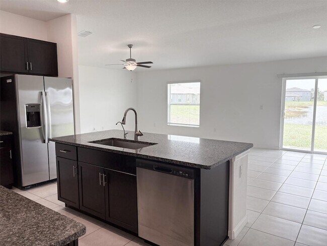 Building Photo - 5487 Blue Azure Dr