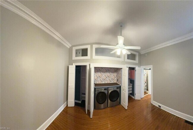 Building Photo - 416 Pembroke Ave