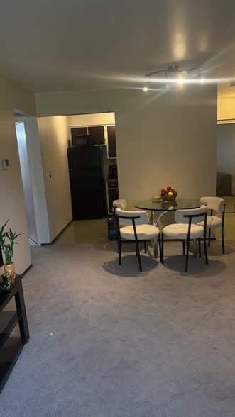 Building Photo - 650 Perrie Dr