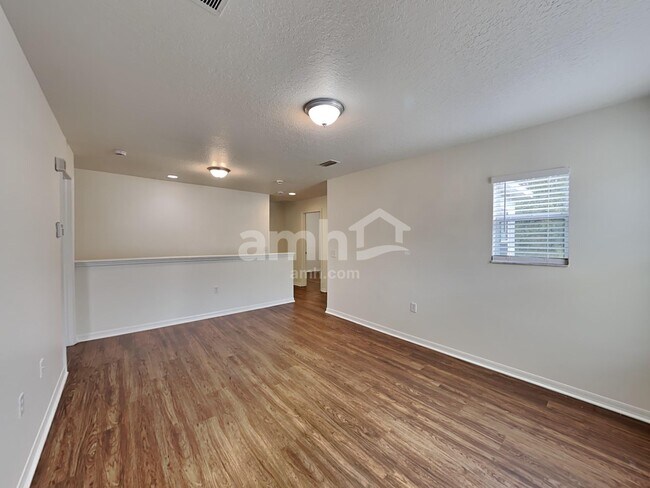 Building Photo - 19640 Timberbluff Dr