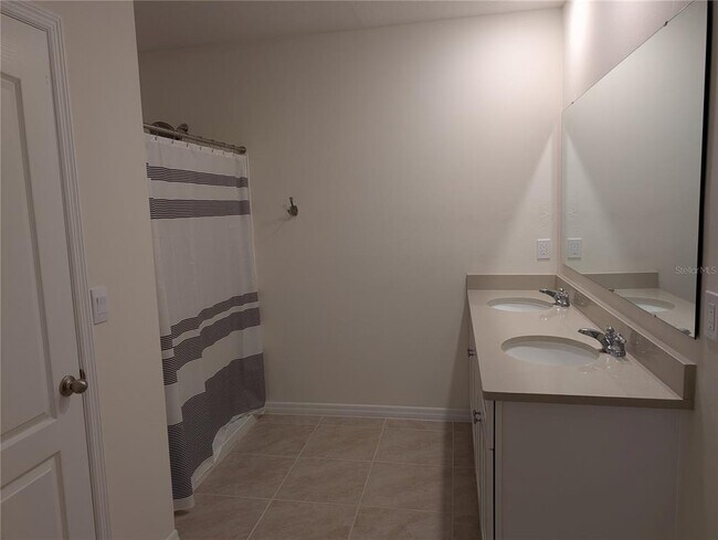 Building Photo - 3358 Aruba Wy