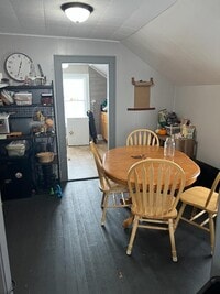 Building Photo - 110 E Monico St