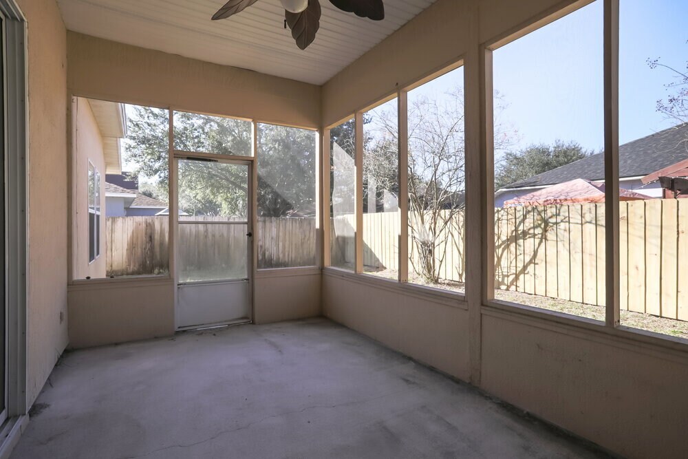 Building Photo - 12198 Captiva Bluff Cir W