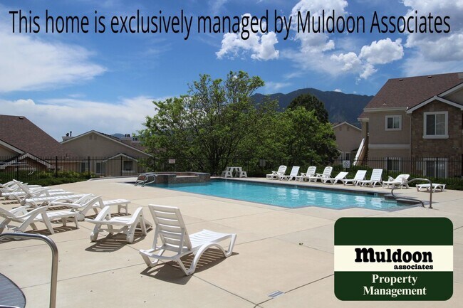 Building Photo - Strawberry Field gated community condo