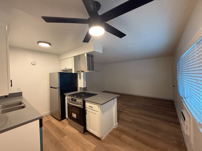 Building Photo - 1135 Martin Luther King Jr Ave