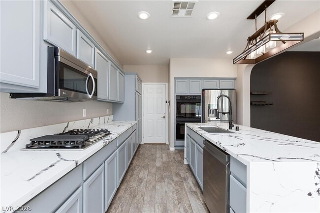 Building Photo - 10378 Grizzly Forest Dr