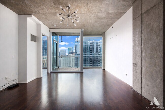 Building Photo - 600 N Fairbanks Ct