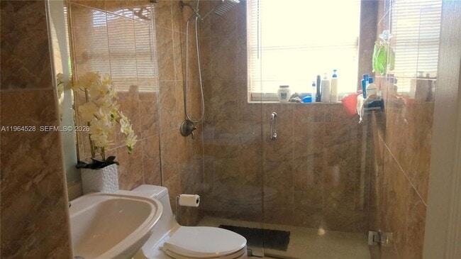 Building Photo - 12614 SW 54th Ct