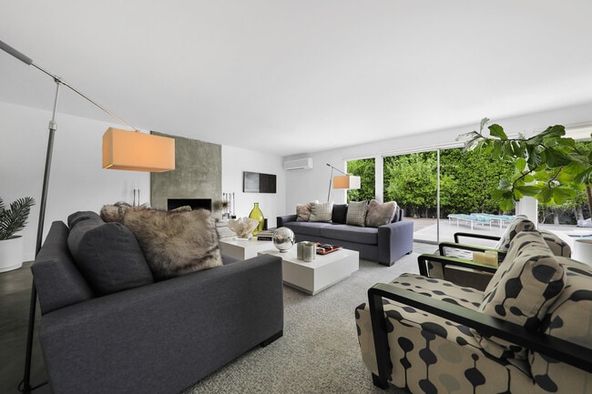 Building Photo - 71520 Gardess Rd