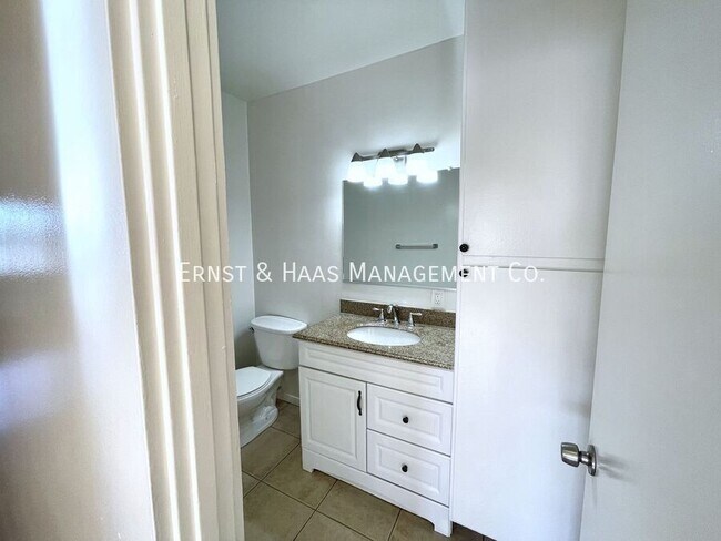 Building Photo - 21607 Juan Ave