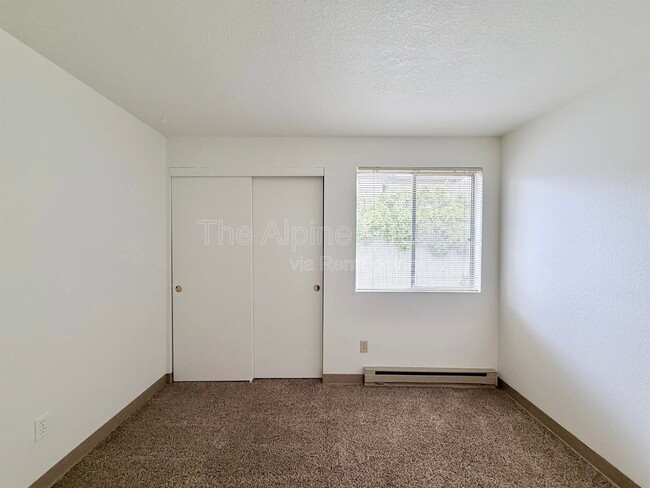 Building Photo - 8991 SW Herb Way