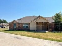 Building Photo - 120 Sunburst Ct